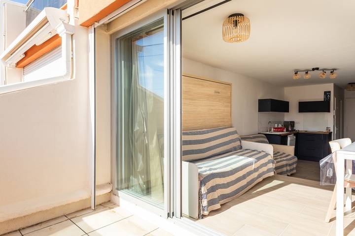 Apartamento entero, Le Patio du Soleil - Studio climatisé proche plage in Grau d’Agde, Agde