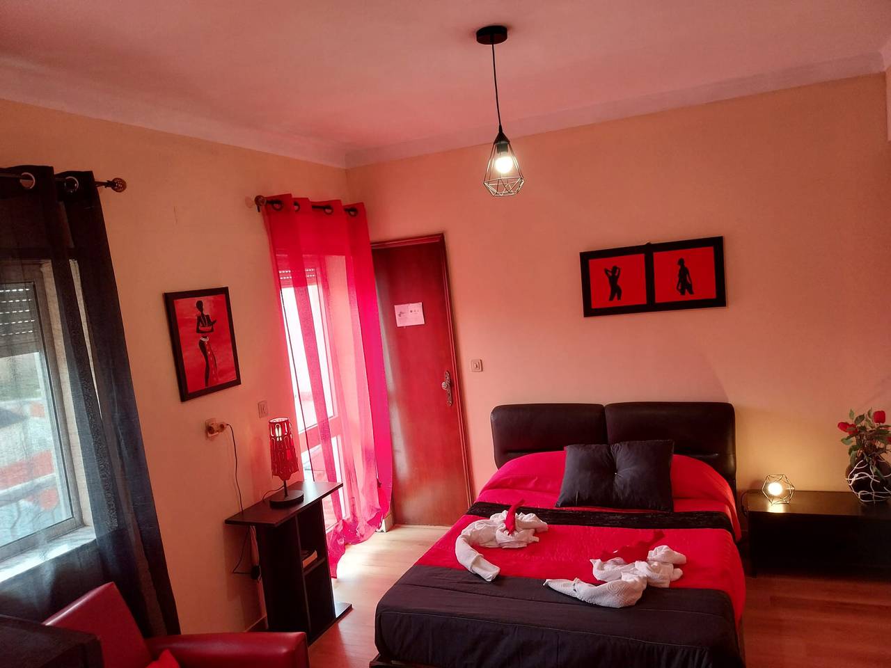 Apartamento inteiro, Apartamento de férias para 12 pessoas com varanda in U. F. Seia, São Romão e Lapa dos Dinheiros, Seia