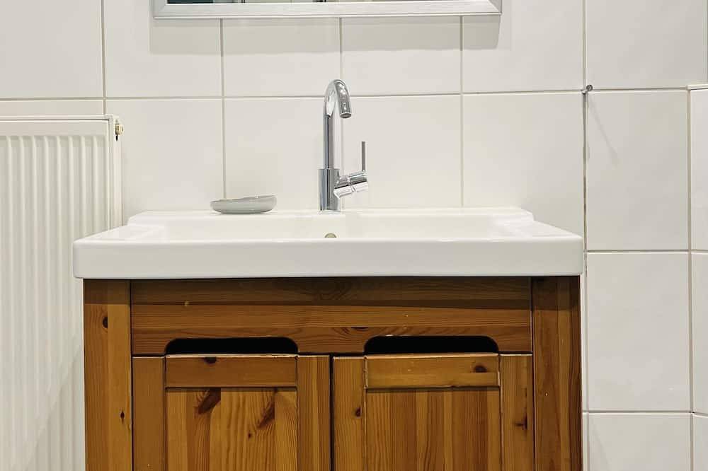 Ganze Wohnung, Großes und helles Innenstadt Apartment - Ferienwohnung in Bad Homburg vor der Höhe, Bad Homburg