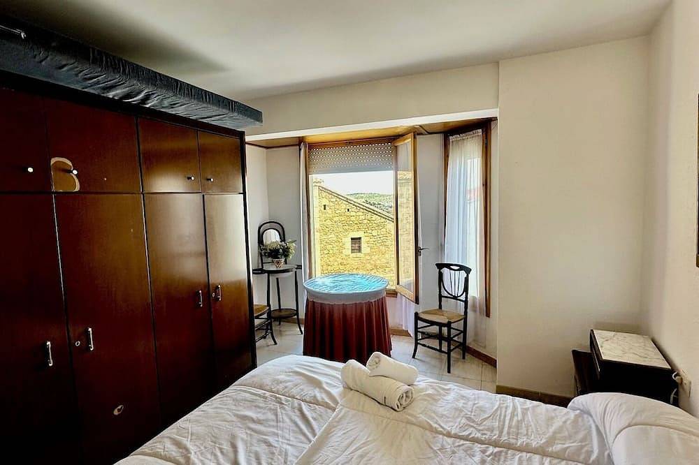 Ganze Wohnung, Vistabella Rental Holidays Apartment in Vistabella del Maestrat, Castellón Provinz
