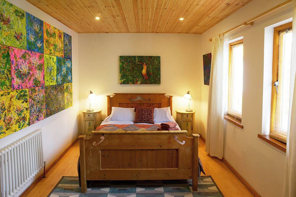 Ganze Wohnung, Croagh Patrick Apartment - Selbstversorger für 2-3 Personen am Bertra Strand, Westport, Mai in Croaghpatrick ED, County Mayo