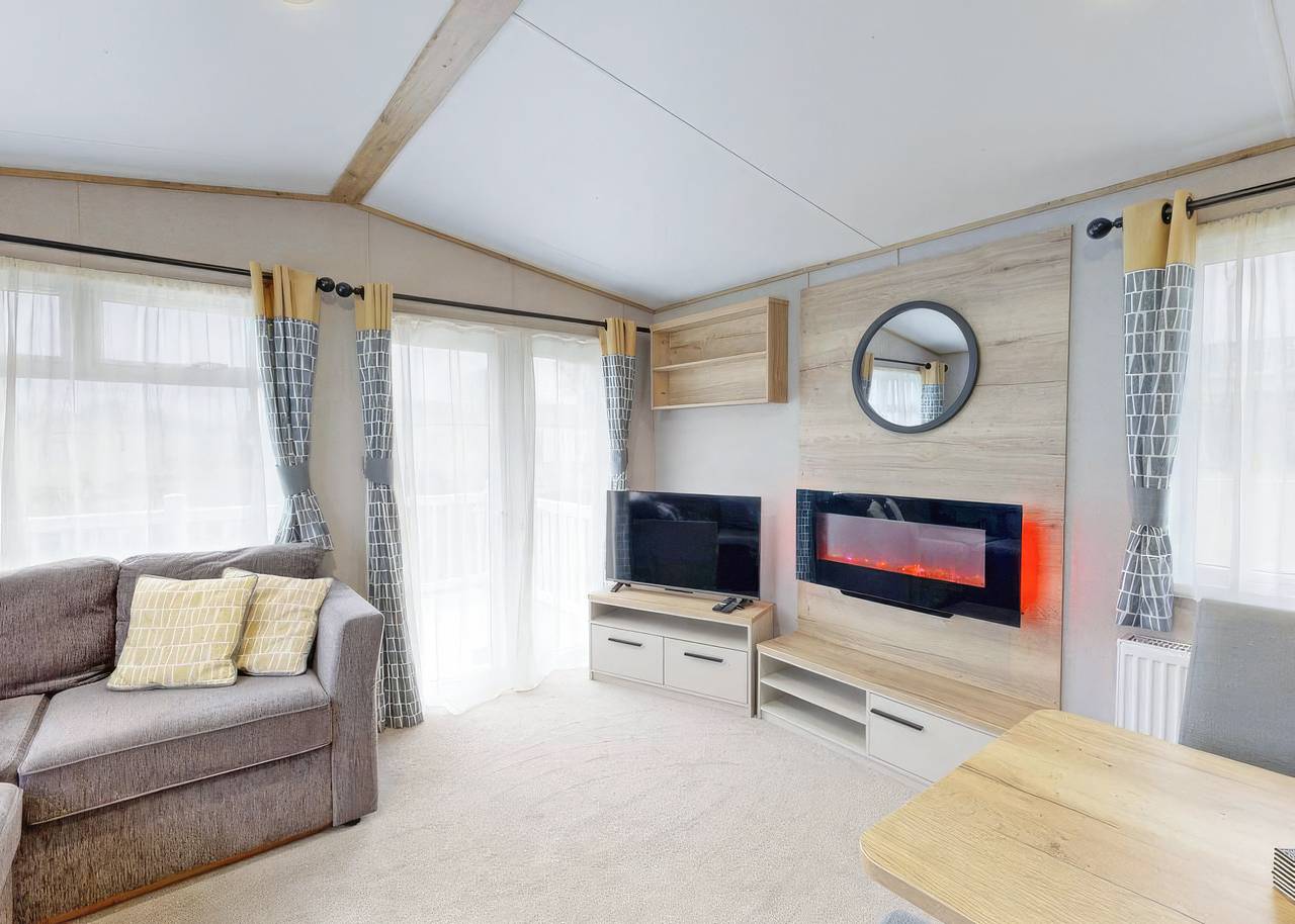 Silver Accessible 2 Bedroom Caravan in Brean, Somerset