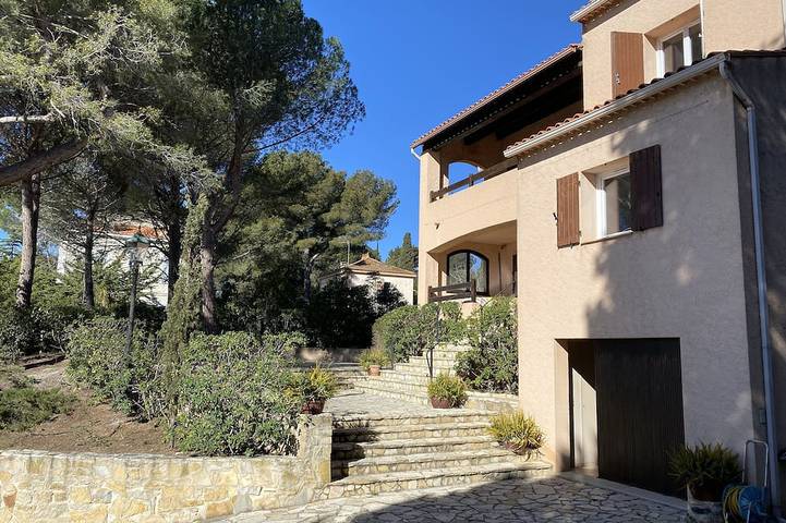 Location de vacances pour 8 personnes, avec balcon dans Tamaris