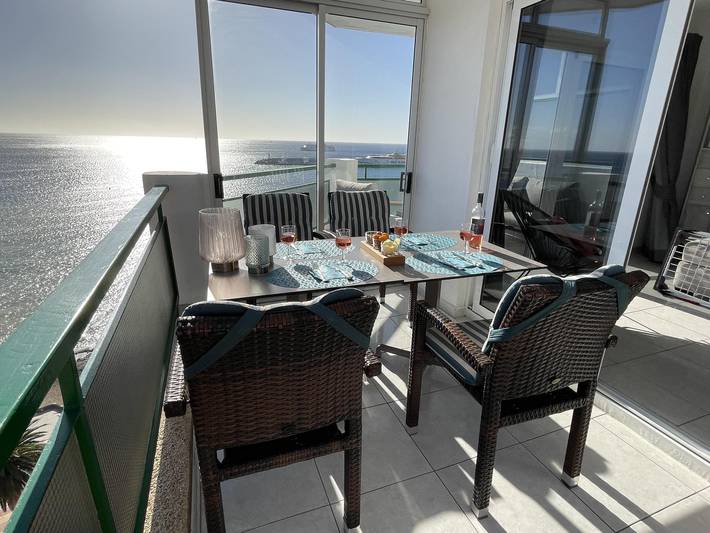 Entire apartment, Ocean View 2 in Los Cristianos, Arona