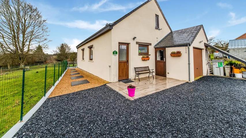 Maison de vacances pour 7 personnes, avec jardin, animaux acceptés à Sainte-Ode