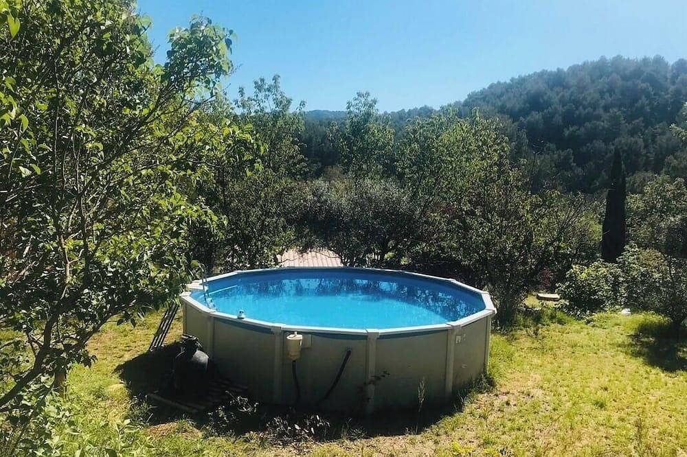 Paradise on the hill! in Meyrargues, Aix-en-Provence region