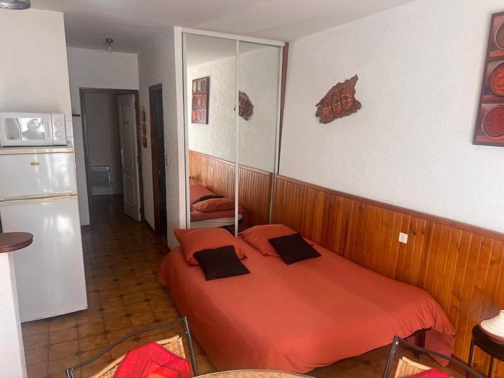 Gîte pour 4 personnes, avec piscine et jardin à Autignac - 4