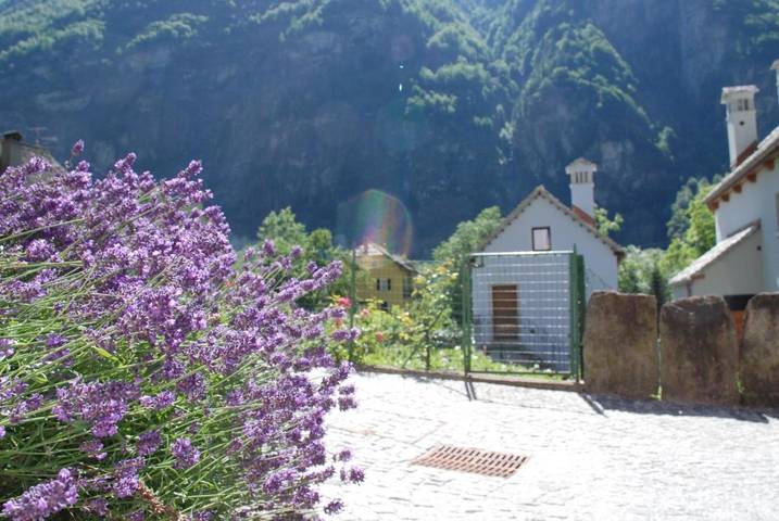 Gîte pour 3 personnes, avec terrasse et jardin dans Alpe Devero - 2