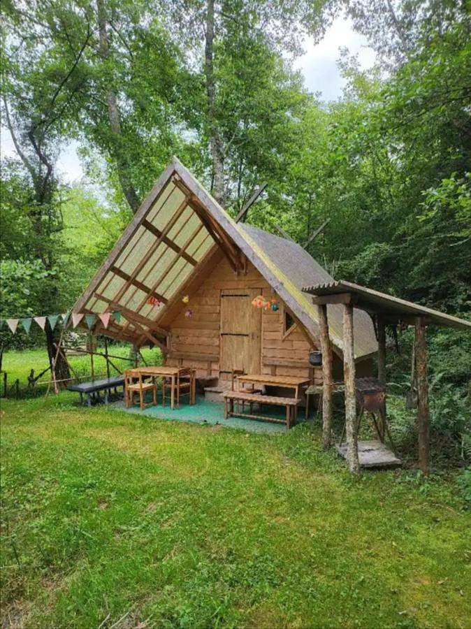 Camping pour 4 personnes, avec Terrasse et Jardin ainsi que Vue sur le lac et Vue