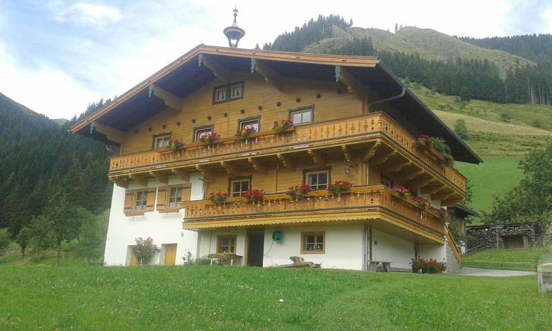 Ferienwohnung für 4 Personen, mit Balkon und Garten sowie Ausblick