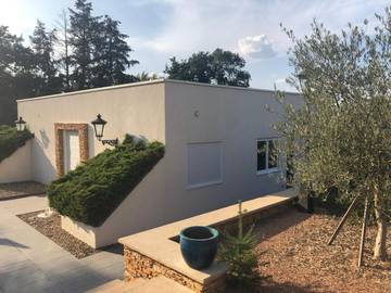 Maison de vacances pour 2 personnes, avec vue ainsi que jardin et terrasse, animaux acceptés dans la Loire