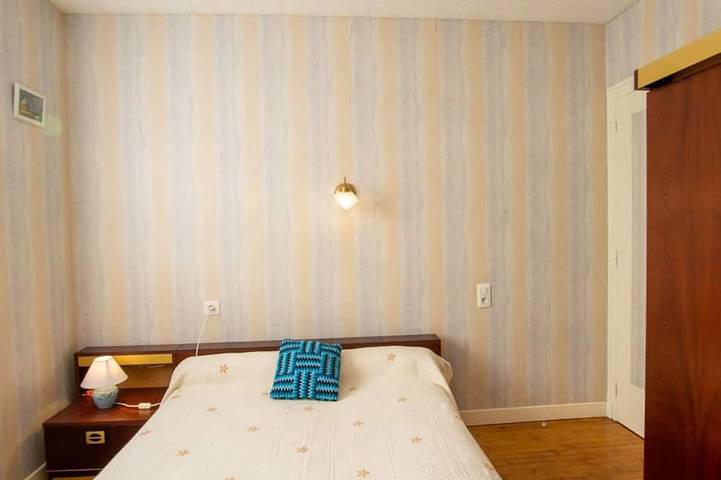 Gîte pour 6 personnes, avec jardin à Mauzac-et-Grand-Castang - 4