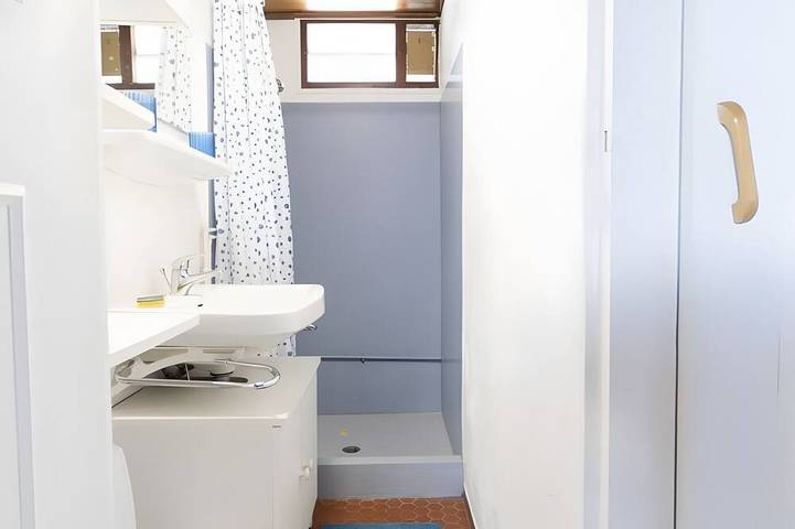 Location de vacances pour 6 personnes dans Plan d'eau de Vernet la Varenne - 4