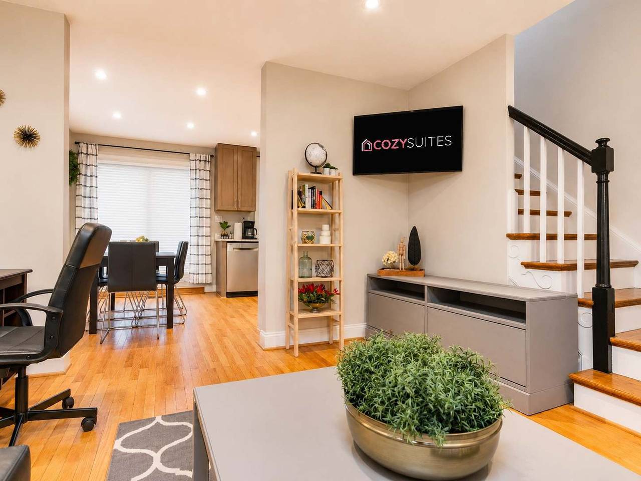 Apartamento entero, Gorgeous Home 10 min to Dc by Cozysuites in Alexandria (Virginia), Alexandria City