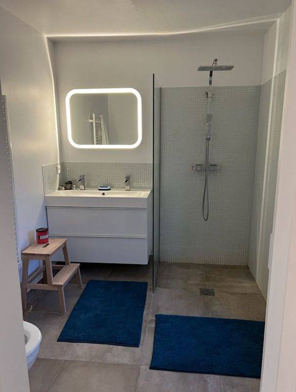 Le Petit Amandier : la Chambre Bleue - la Chambre Bleue in Lourmarin, Parc naturel régional du Luberon