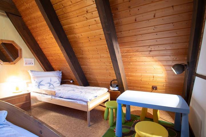 Ferienhaus für 5 Personen, mit Terrasse und Garten in Butjadingen - 4