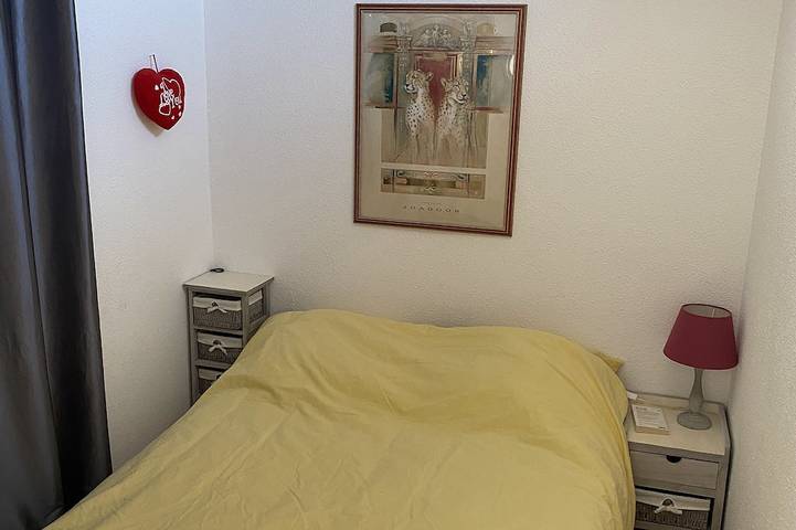 Appartement entier, Apartment, swimming pool, park, 2 bedrooms and sleeping area, 6 adults, double terrace in Cap d'Agde, Agde