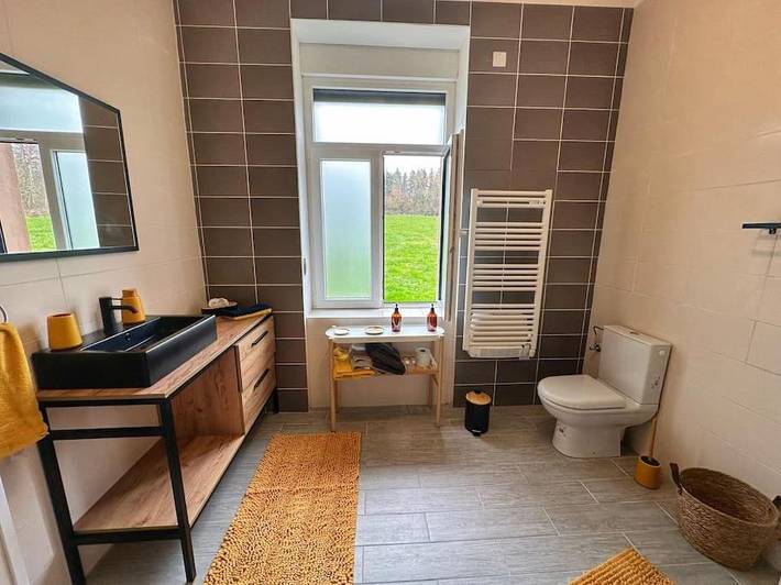 Gîte pour 8 personnes, avec jardin dans Bining - 3