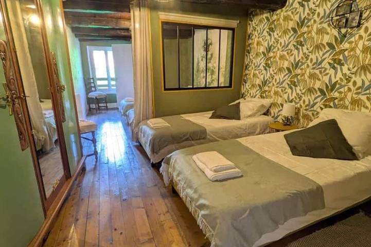 Location de vacances pour 6 personnes, avec Jardin dans Tenay - 2