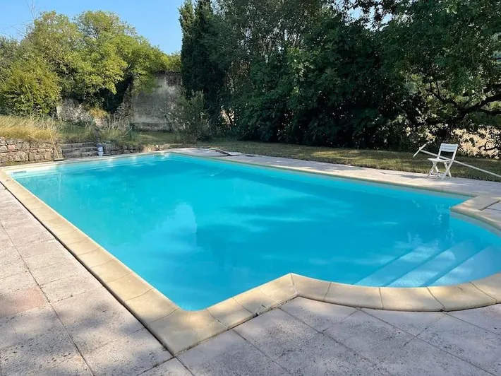 Chalet para 17 personas, con terraza y jardín además de piscina y vistas - 1