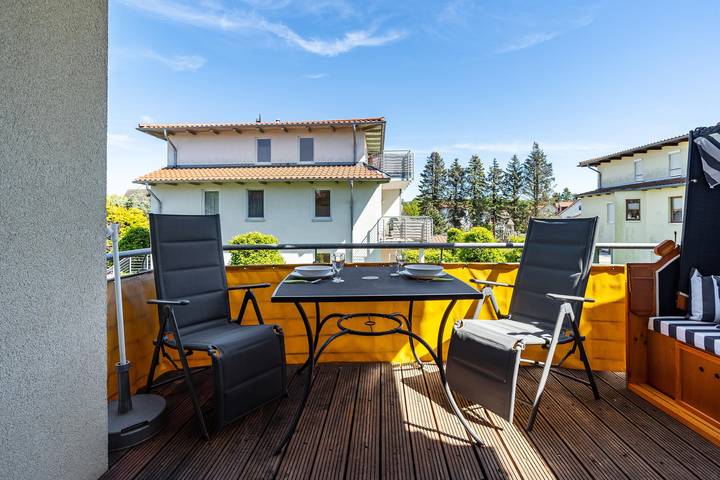 Ganze Wohnung, Ferienwohnung 'Klabautermann' mit Balkon und Wlan in Drei Kaiserbäder, Heringsdorf