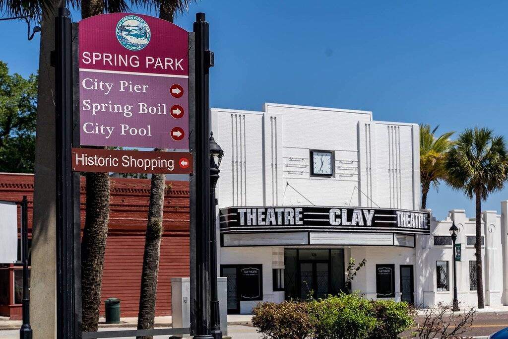 Ganze Wohnung, Oak Street #13 |Monthly Rates |Walkable |Small Dogs Ok |Seasonal Pool |Near St Johns River & Pier in Clay County (FL)