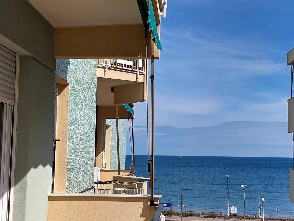 Geheel appartement, Cuorea House ideale per bikers in Loano, Riviera di Ponente