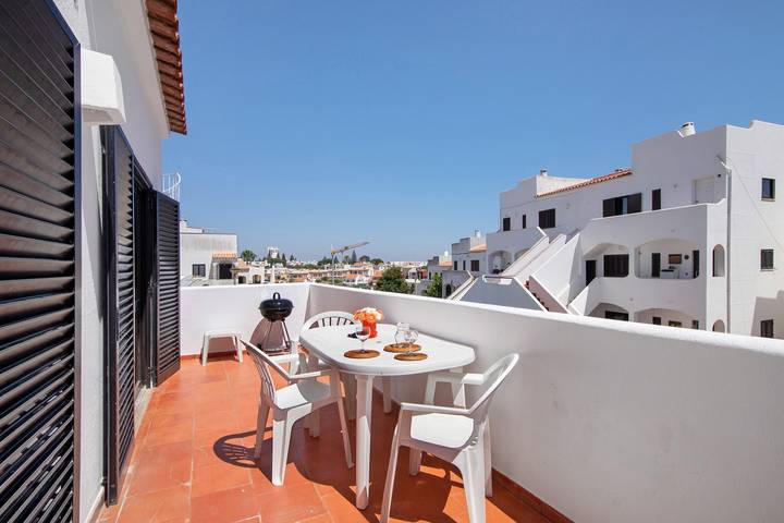 Ferielejlighed for 5 personer, med balkon i Albufeira