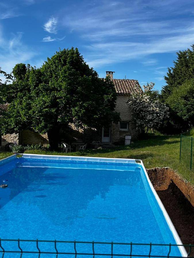 Apartamento de vacaciones para 6 personas, con jardín además de jacuzzi y piscina - 1