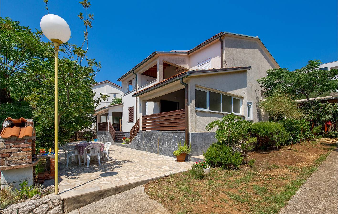 Ferienhaus für 8 Personen mit Terrasse in Barbat na Rabu, Rab
