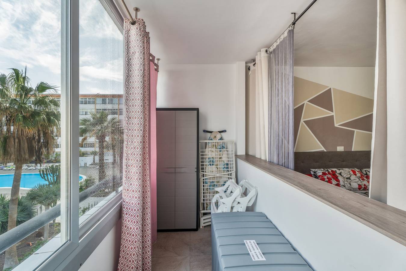 Apartamento entero, Vacaciones 'Chasna' con Piscina Compartida, Jardín Compartido y Wi-Fi in Costa del Silencio, Arona 