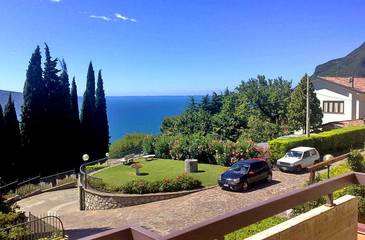 Location De Vacances pour 4 Personnes dans Gardola, Tignale, Photo 1