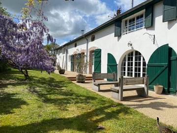 Cottage pour 2 personnes, avec jardin et piscine à Saint-André-de-Seignanx