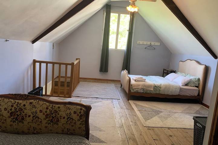 Gîte pour 4 personnes, avec jardin à Sourdeval - 3