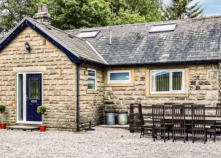 Log cabin for 6 people in Buxton