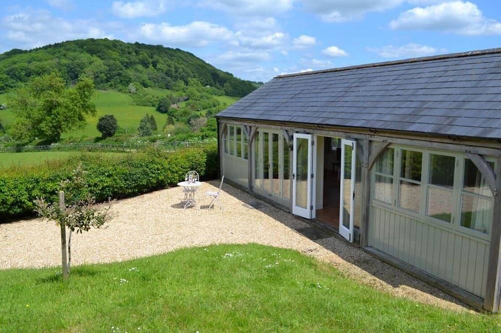 Una propiedad con cocina de un dormitorio en un entorno idílico valle. in Stroud, Gloucestershire