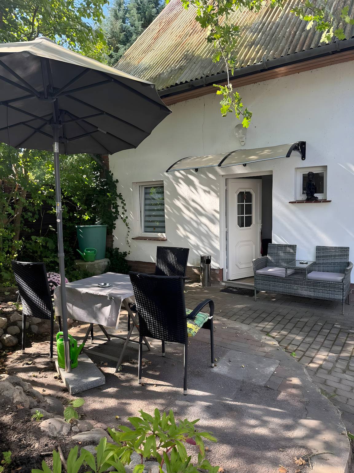 Entire apartment, Apartment 'Ferienwohnung Rothentor1' with Private Terrace and Wi-Fi in Dorf Mecklenburg, North-West Mecklenburg (Wismar region)