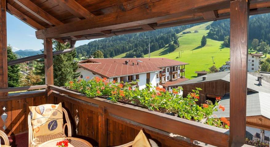 Ferienwohnung für 6 Personen, mit Terrasse und Garten sowie Sauna