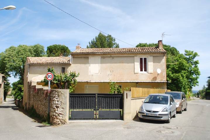 Gîte pour 6 personnes, avec terrasse et jardin à Saint-Victor-la-Coste