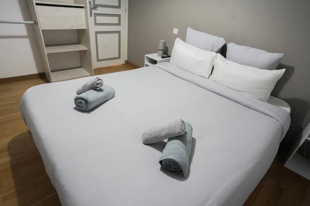 Villa Sweet Birds in Noisy-le-Grand, Seine-Saint-Denis