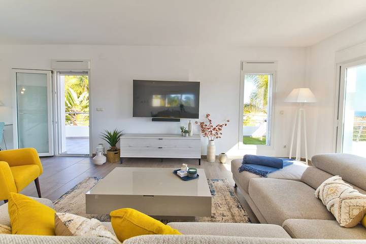 Villa für 8 Personen, mit Balkon in Moraira - 2