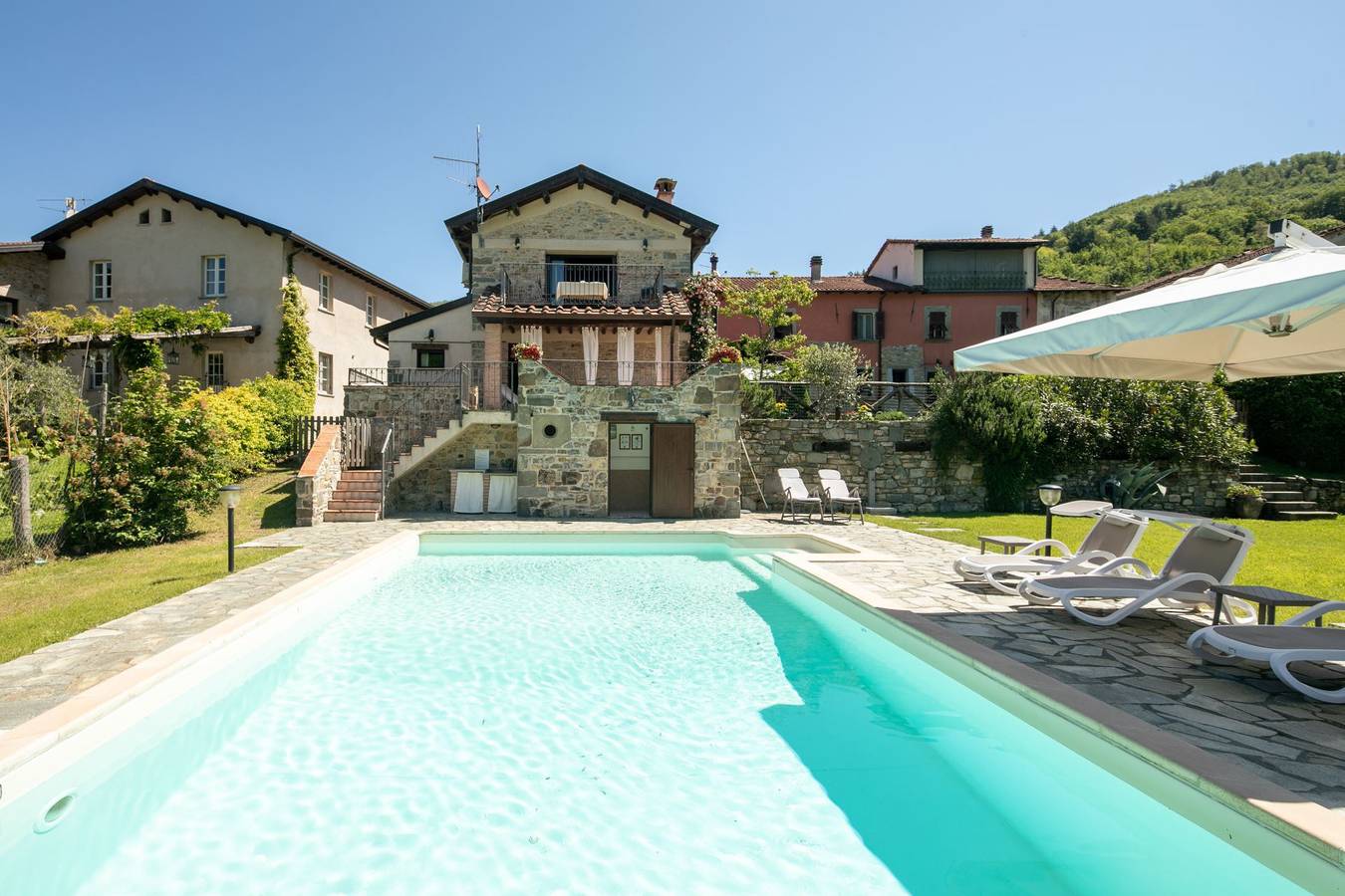 Casale Fivizzano 9 in Fivizzano, Massa-Carrara