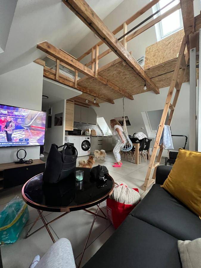 Cały apartament, Nowe miasto blisko Harcówki in Wałbrzych, Sudety (Polska)
