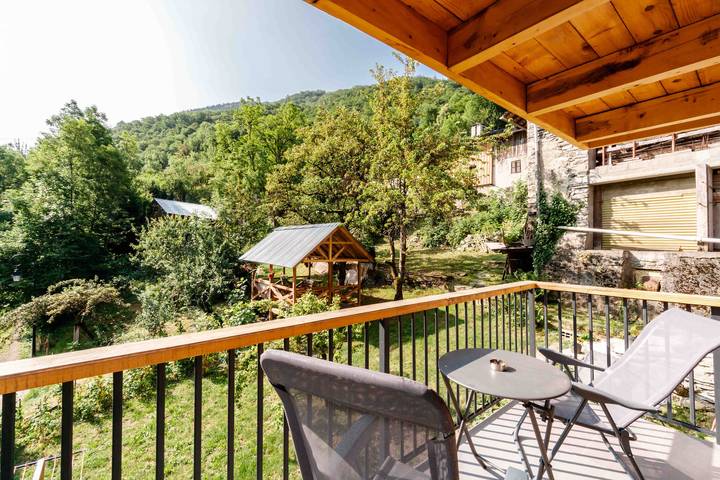 Gîte pour 6 personnes, avec jardin, adapté aux familles à La Perrière - 3