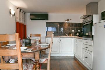 Vakantieappartement voor 4 Personen in Saint-Pierre-d'Albigny, Bauges, Afbeelding 4