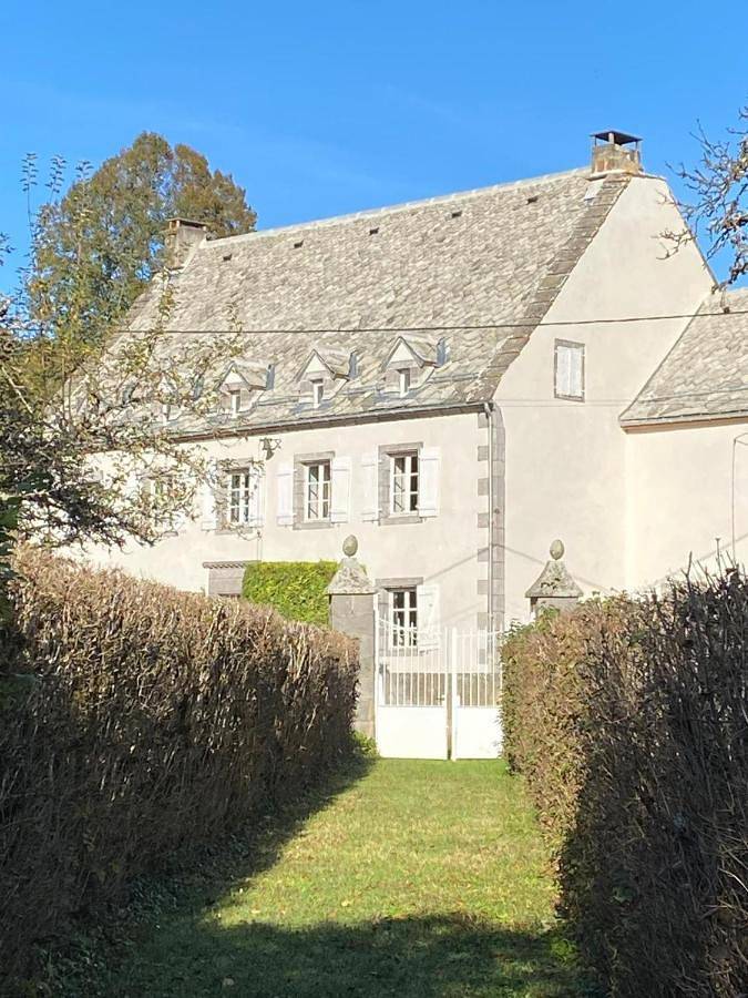 Location de vacances pour 14 personnes, avec jardin et vue à Gelles