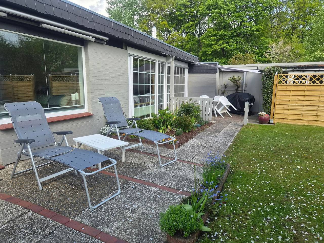 Ganze Ferienwohnung, Ferienhaus Wilma Luise - mit sonniger Terrasse - Jürgensen, Sonja -Ferienhaus Wilma Luise in Handewitt, Grünes Binnenland