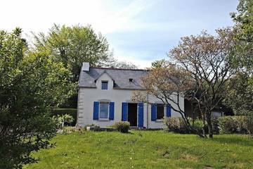 Gîte pour 6 personnes, avec jardin et terrasse, animaux acceptés à Berrien