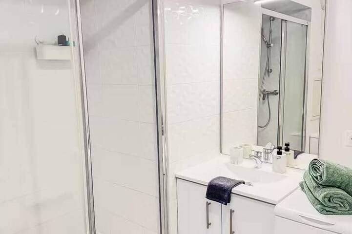 Charming studio apartment near Paris in Fontenay-sous-Bois in Fontenay-sous-Bois, Val-de-Marne
