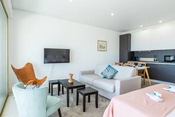 Location De Vacances pour 4 Personnes dans Villeneuve-Loubet Plage, Villeneuve-Loubet, Photo 1